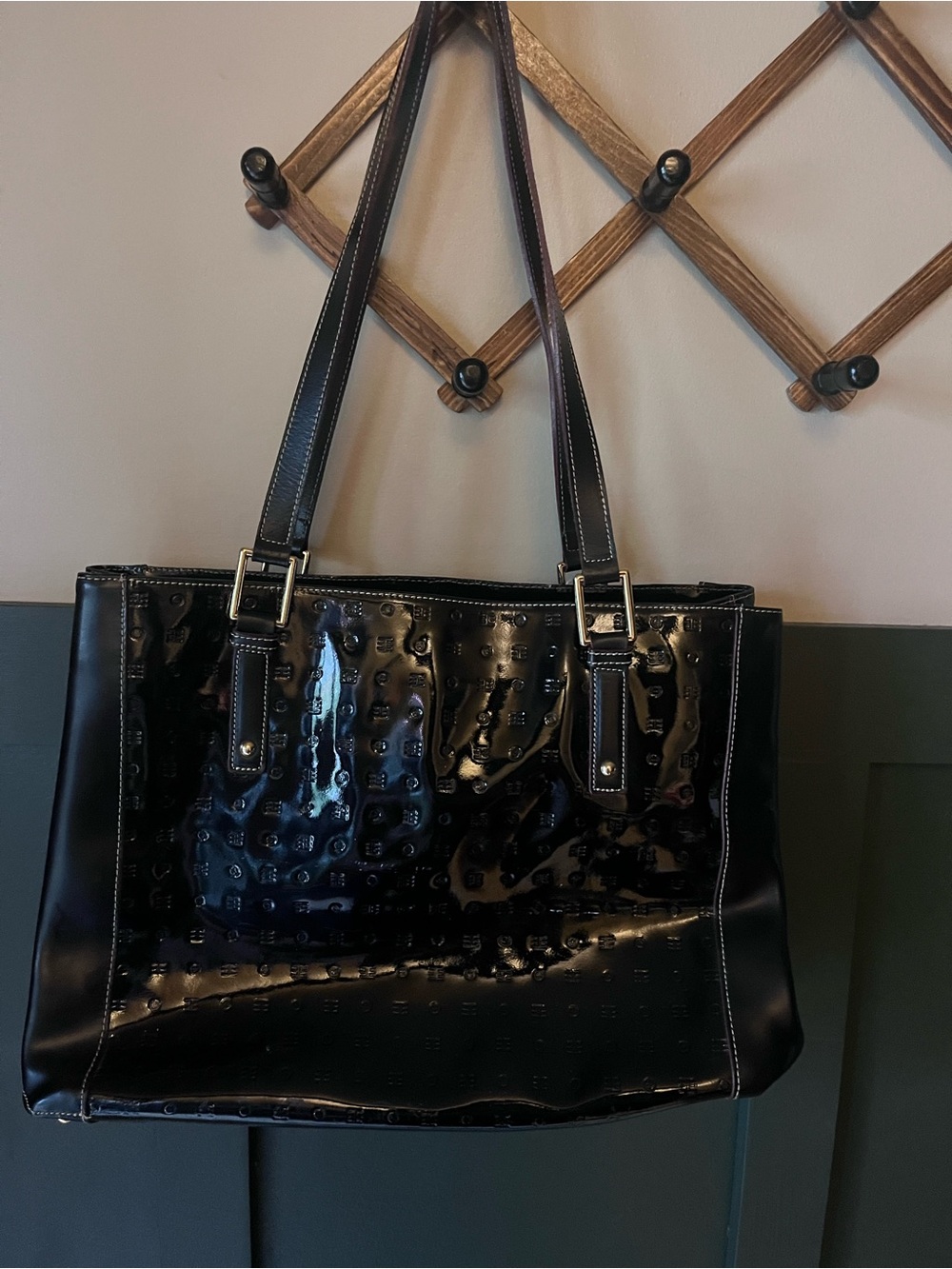 Arcadia Leather Black Tote Bag with Subtle Embossing